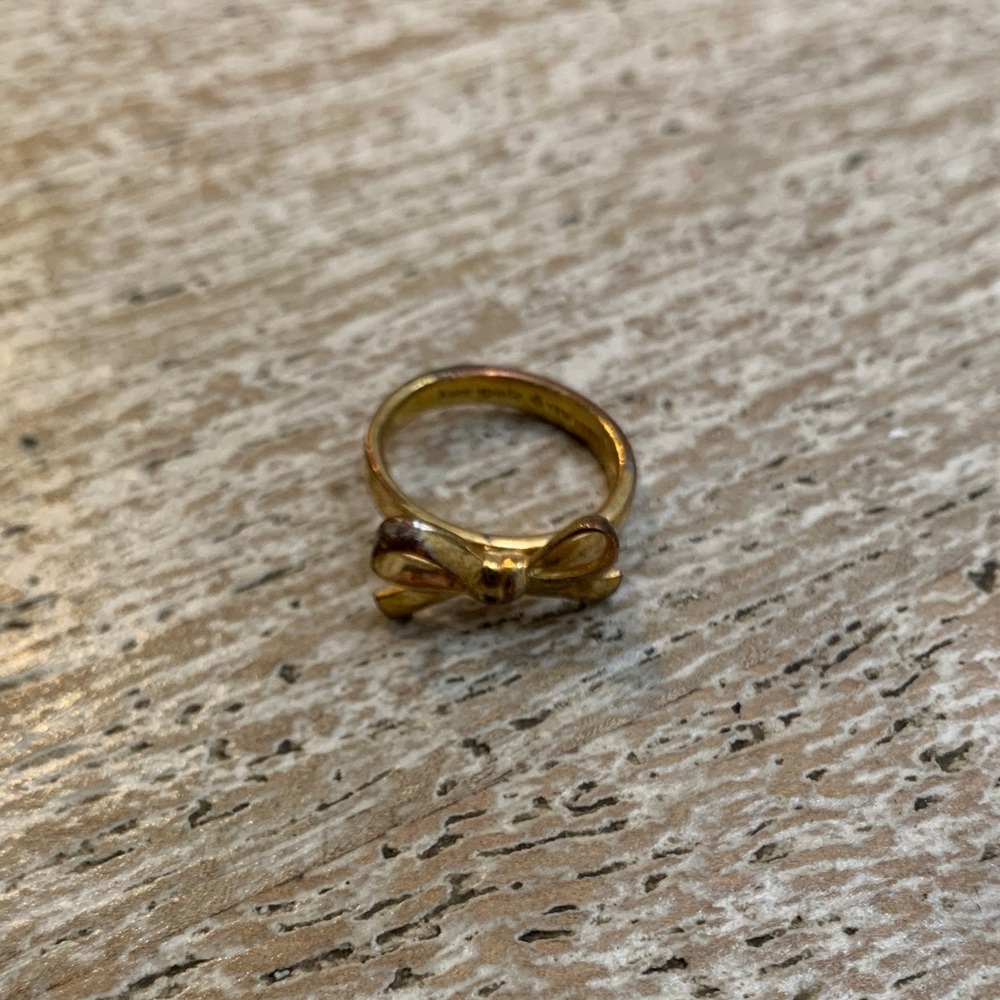 Kate Spade Elegant Gold Bow Ring